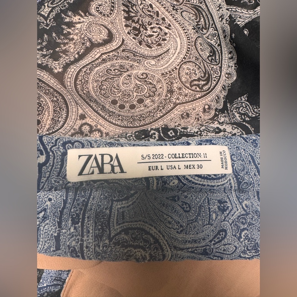 Zara Black and Blue Lace Backless Dress - Picture 15 of 16